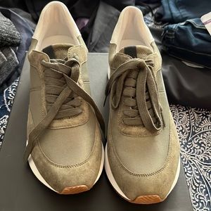 Banana Republic Sneakers